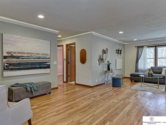 5th image of 3513 Armbrust Dr