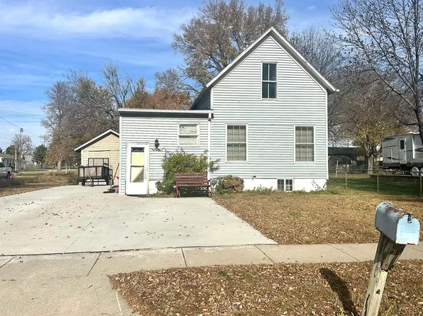 114 W Cedar Ave, Norfolk, NE 68701