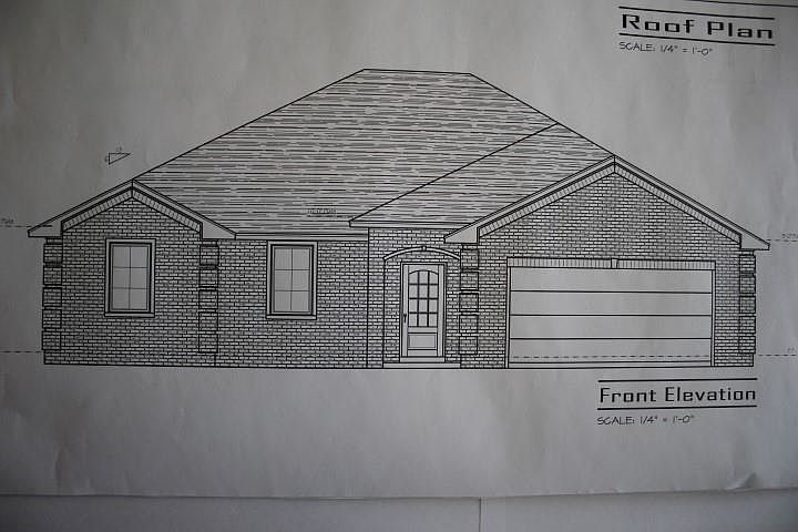 1st image of 417 Greenwood St