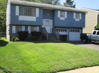 1129 Hilltop Dr, Wall Township, NJ 07719