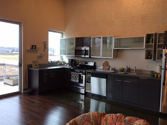 2nd image of 210 Water St APT C