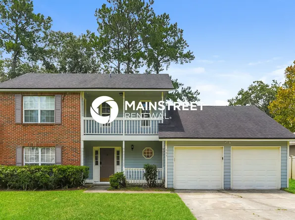 595 Hibernia Oaks Dr, Fleming Island, FL 32003