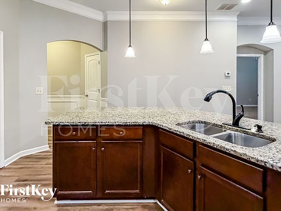 5th image of 159 Stone Manor Ct