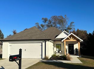60 Avondale Cir, Hattiesburg, MS 39402