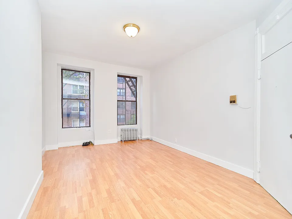 531 E 81st St #2D