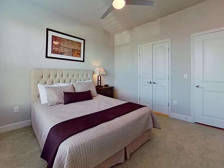 The Vue at Creve Coeur Apartments — Photo 96