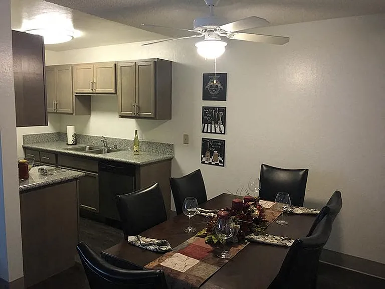 Ethan Terrace — Photo 12