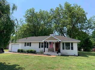 3 Clover St, Inman, SC 29349