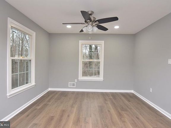 3rd image of 4226 Avon Dr