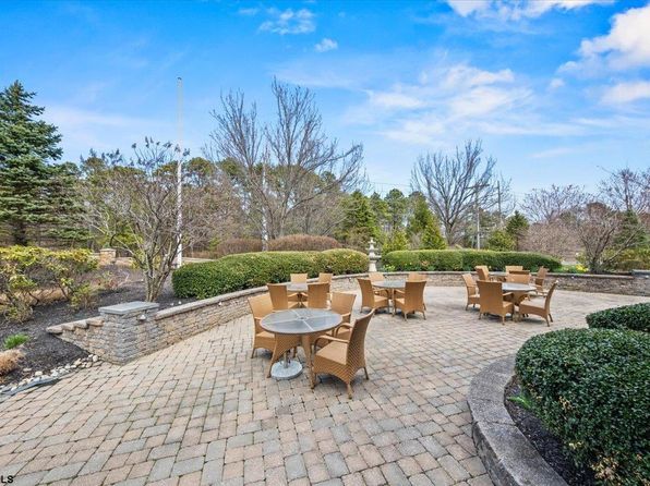 34 Ables Run Dr, Absecon, NJ 08201
