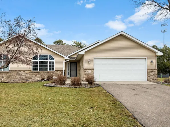 912 Golden Pond Ct, Buffalo, MN 55313