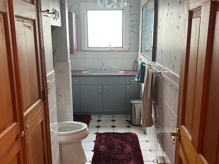 342 Suttons Ln — Photo 8