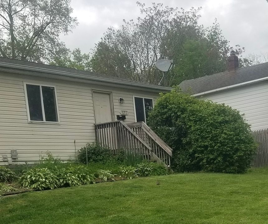 1st image of 651 Longcoy Ave
