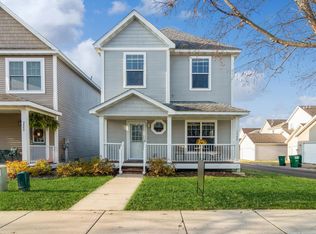 2888 Faulkner Dr, Chaska, MN 55318