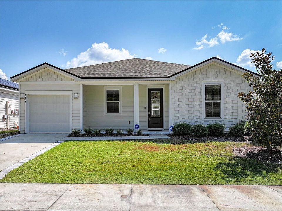 1st image of 3583 NE 1st Dr