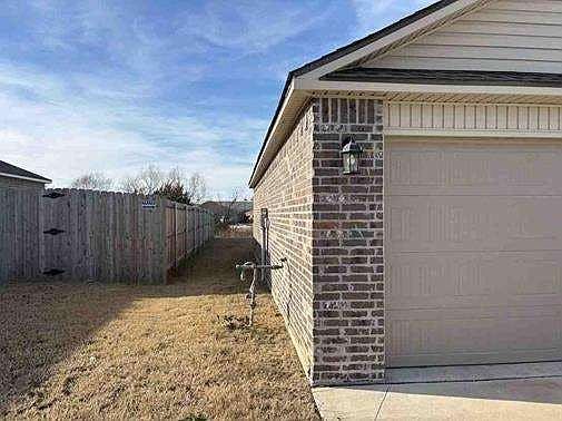 2nd image of 695 Foxtail Dr
