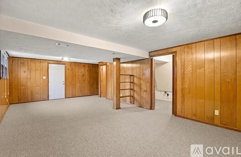 1712 Scampton Dr — Photo 24