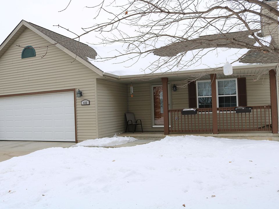 1st image of 432 Foxtail Dr