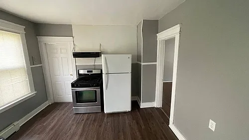 99 Rose St #2 Photo 1
