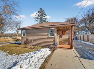 529 Park View DRIVE, Racine, WI 53404