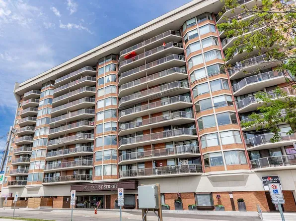 505 Locust St, Burlington, ON L7S 1X6