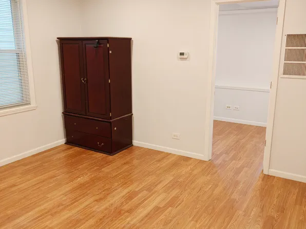 3149 S Emerald Ave #2, Chicago, IL 60616