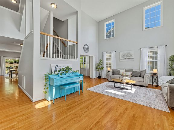 5th image of 3124 Queensland Rd