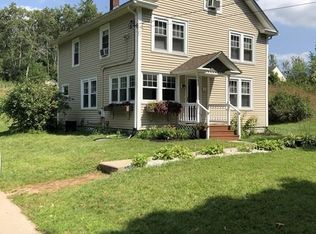 152 Old Palmer Rd, Brimfield, MA 01010