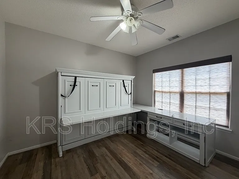 1409 Pandoria Ct — Photo 4