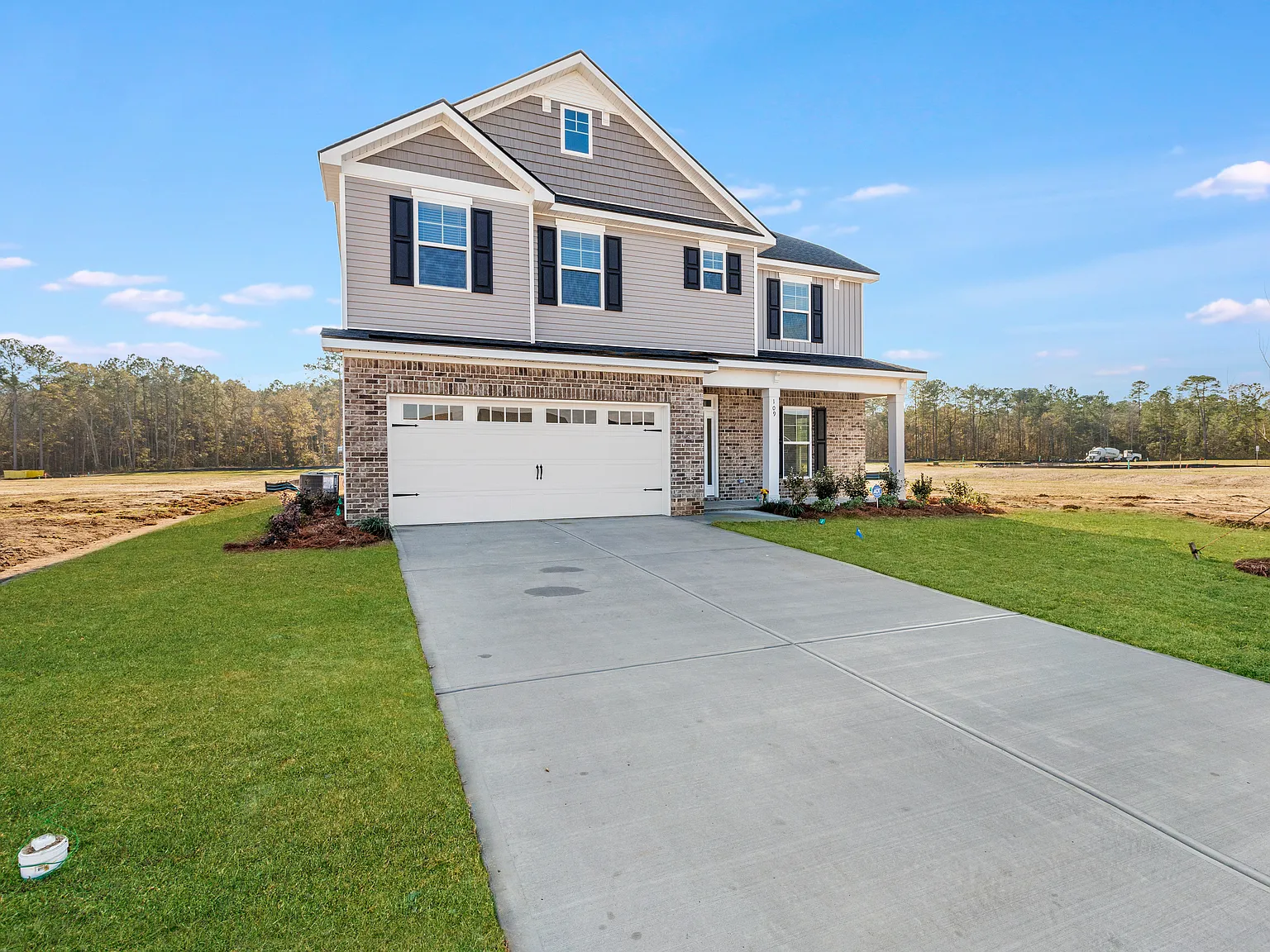 4 bed, 2567 sqft, $2,850 — Photo 1