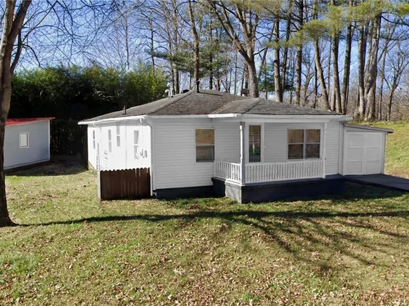 111 Dillon St, Coal Grove, OH 45638