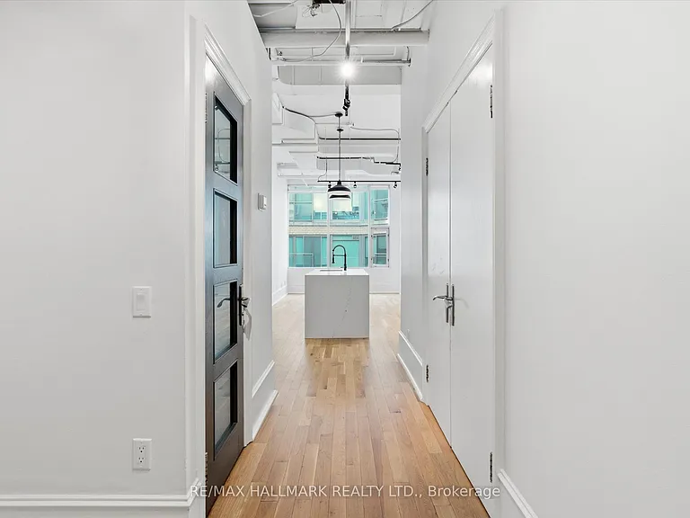 477 Richmond St W #306 — Photo 2