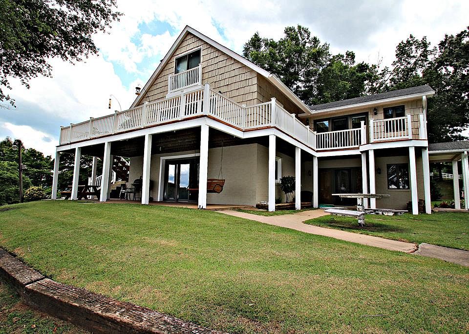1st image of 49 Dogwood Ln