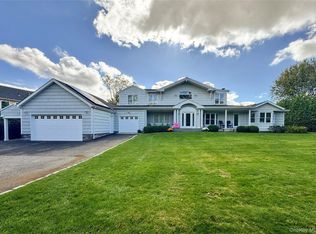 137 South Road, Westhampton, NY 11977