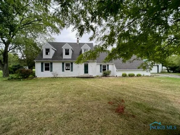 100 Lakeview Dr, Defiance, OH 43512