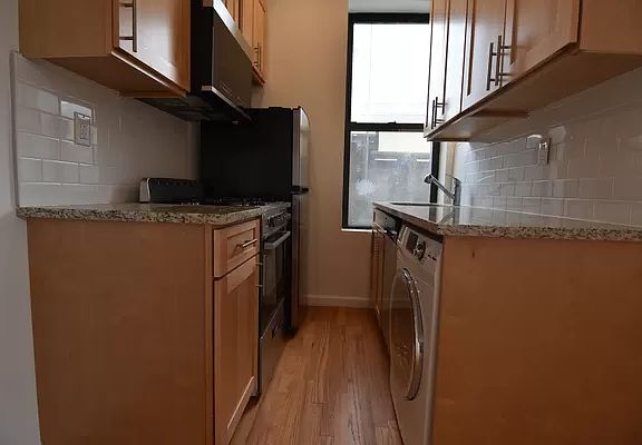 2nd image of 91 E 3rd St #30