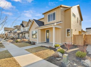 20505 Aberdeen Dr, Bend, OR 97702