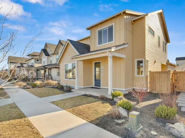 20505 Aberdeen Dr, Bend, OR 97702
