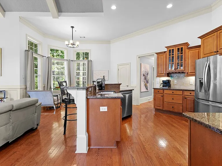 Kitchen/Living Room