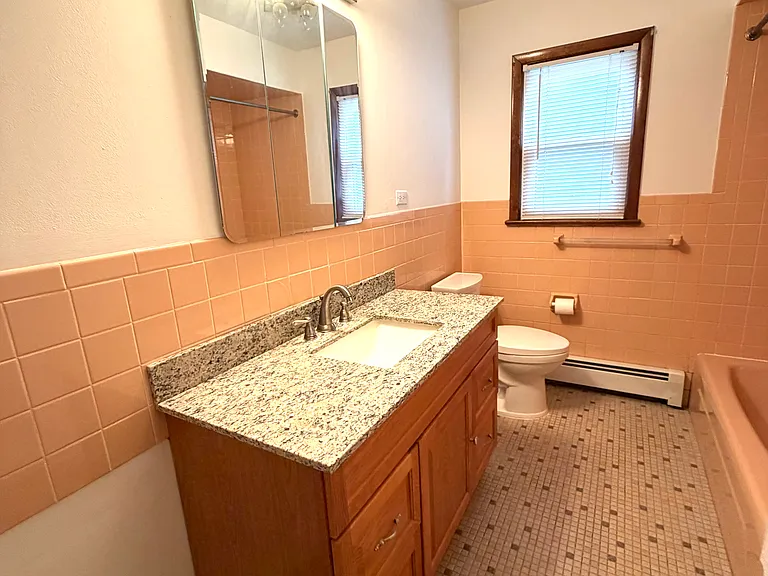 76 Maitland Pl #1 — Photo 7