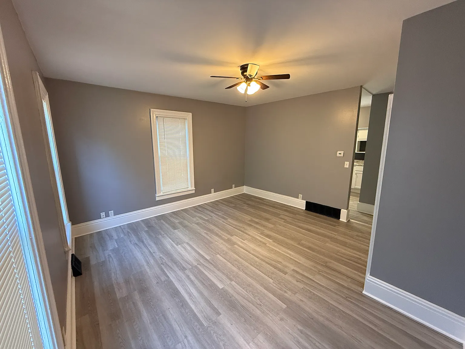 1 bed, 1200 sqft, $800 — Photo 3