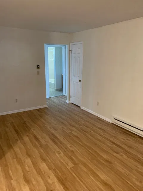1 bed, 800 sqft, $1,890 — Photo 2