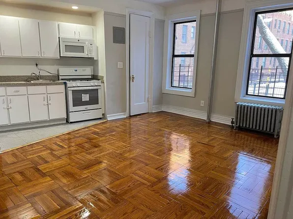 90-19 88th Avenue image 1 of 11