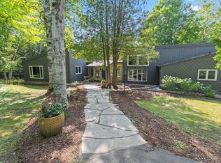 9121 Spring Rd, Fish Creek, WI 54212