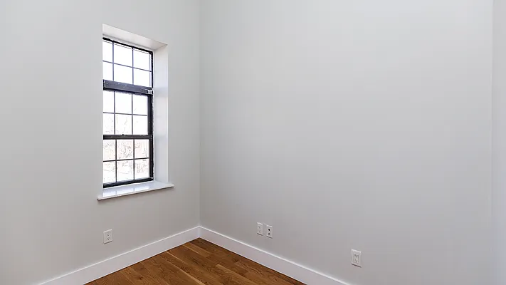 Rented by Nooklyn NYC LLC | media 13