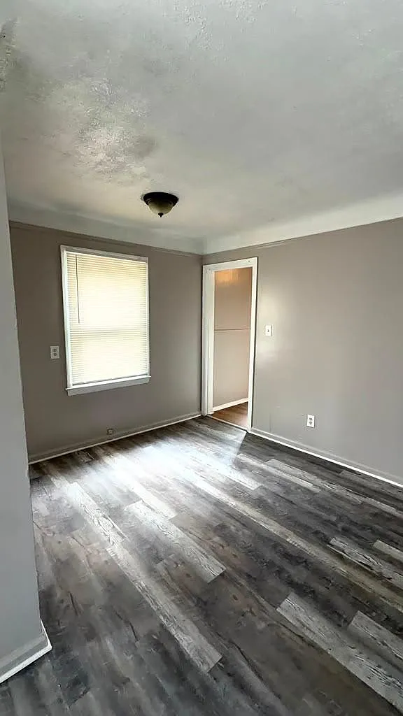 12519 Laing Street - 1 — Photo 3