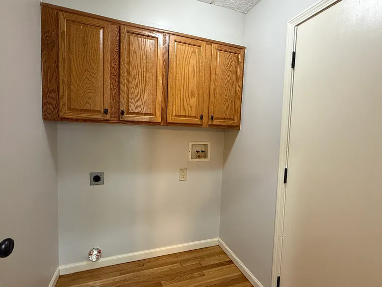 5990 Rings Rd — Photo 16