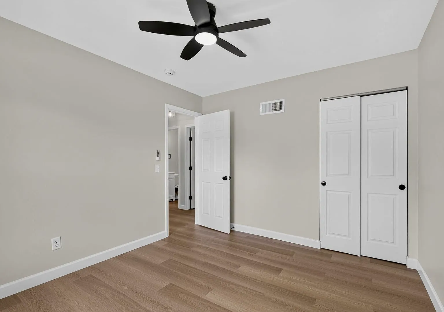 4 bed, 1844 sqft, $2,259 — Photo 1