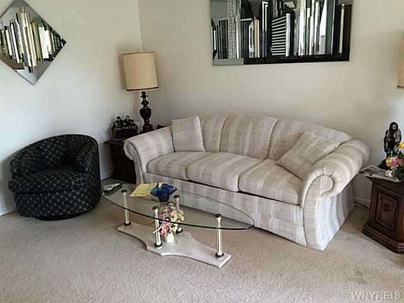 4th image of 61 Georgian Ln #3
