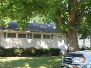 969 S Belmont Ave, Decatur, IL 62521